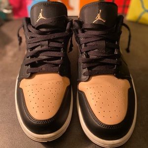 AIR JORDAN 1 low